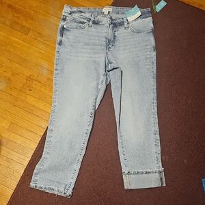 Maurices Light Wash Ankle Jeans